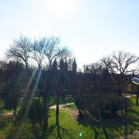 Apartments Am Park Наумбург Экстерьер фото